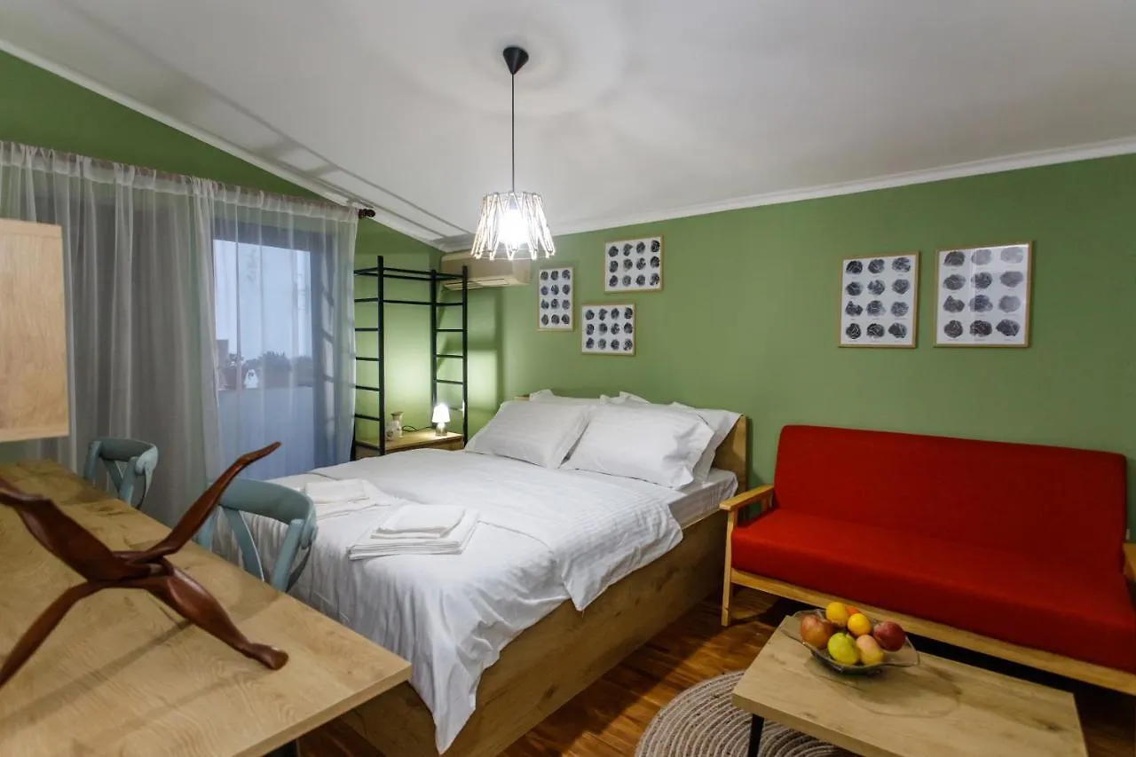 Studio Apartments Villa 24 Tirana 0*,  Albania