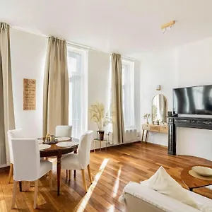 https://appartement-proche-de-la-gare-du-midi-eurostar-et-du-centre.brusselshotelsbook.com